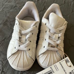 NWT toddler size 6 Adidas Superstar sneakers